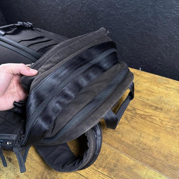 Under Armour Project Rock Tactical Pro Series Duffle Backpack Travel Bag - Picture 5 of 9